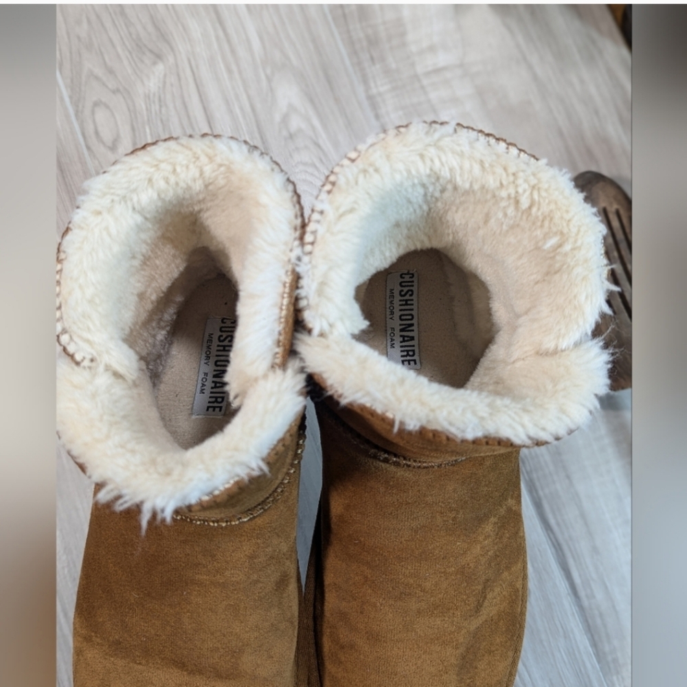 Cushionaire "Happy" Boots Women's Size 9 Hickory Shearling - Picture 7 of 9